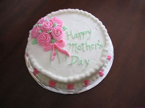 Try out the mother's day cake ideas we've discussed, prepare a yummy cake and make her heart jump with joy. Wallpaper Free Download: Mothers day cake Decoration And ...