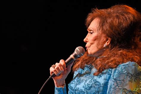 Loretta Lynn Exhibit To Open At Country Music Hall Of Fame And Museum
