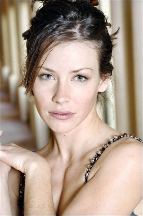 Evangeline Lilly With Lovely Relaxed Hair And Makeup Nicole Evangeline Lilly Evangeline