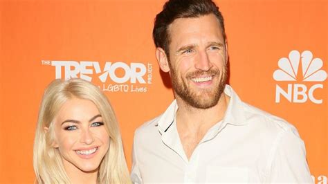 Julianne Hough Says Her Endometriosis Affects Her Sex Life With Brooks Laich