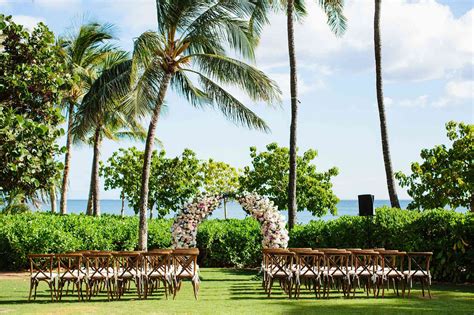 8 Gorgeous Oahu Wedding Venues