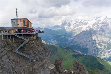 Guide to Murren and its newly opened Thrill Walk