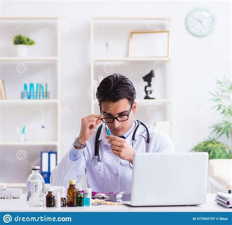 Doctor Drug Addict In The Hospital Stock Image Image Of Fatigue