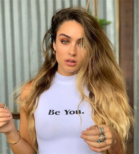 Sommer Ray Comparte Su Perfecta Figura En Mini Bikini ¡espectacular