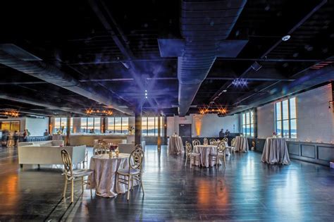 These venues offer privacy and space for the wedding party to get ready, plus a place to crash after the long, exhausting day. 15 amazing Hudson Valley industrial wedding venues for 2020 - Samantha Christensen Photography