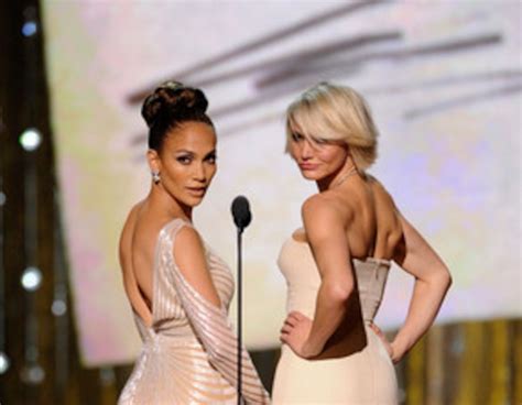 Jennifer Lopez And Cameron Diaz From 2012 Oscars Big Moments From The