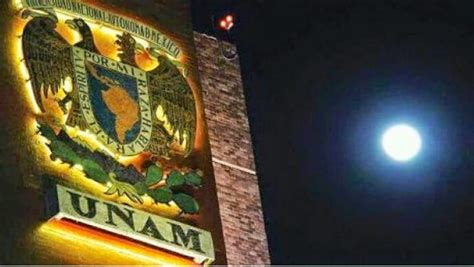 Tv unam estreno del documental autonomía y libertad 20 años de un sueño universitario. Mi Educación en Línea: UNAM. LICENCIATURAS EN LÍNEA