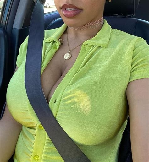 tellyfckngo monstress69 wearing her seatbelt cufo510
