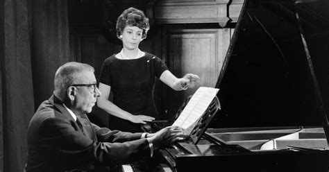 Denise Duval French Soprano And Poulenc Interpreter Dies At 94 The