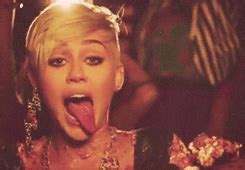 Miley Cyrus Offered Million Dollars For Lesbian Softcore Porn Oh No