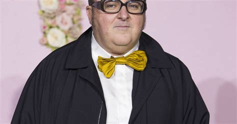International award, council of fashion designers of america (cfda), june 2005 named chevalier of the légion d'honneur, paris Alber Elbaz - Gala d'ouverture de la saison du Ballet de l'Opéra national de Paris, le 24 ...