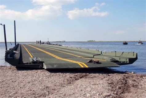 Army Floating Bridge Helps Gulf Of Mexico Oil Spill National Guard Article View