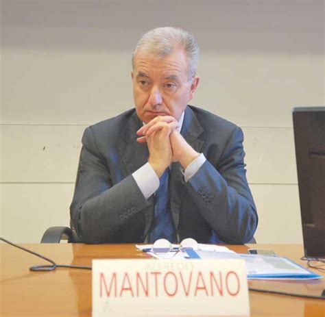Mantovano: "Vi spiego perché il ddl Zan non ha senso" - Alma News 24