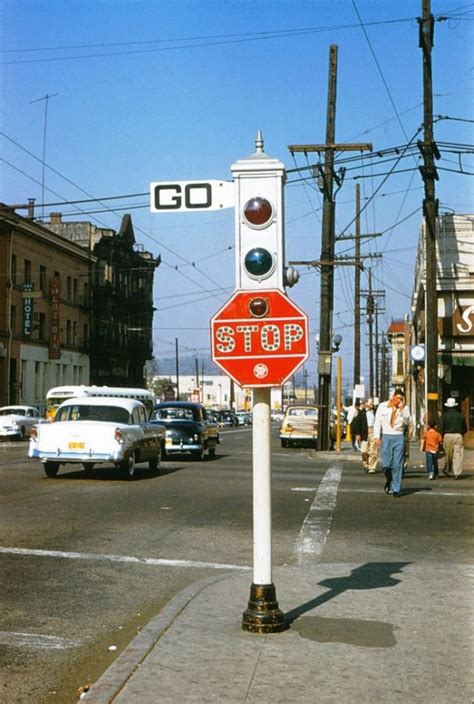 Semaphore Traffic Signal At The Corner Of Sunset And Spring In Los