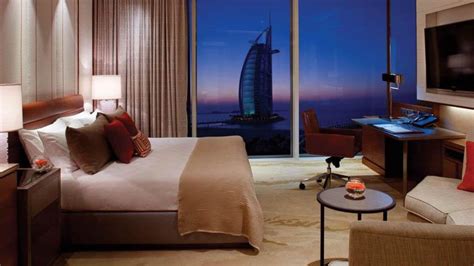 Jumeirah Beach Hotel Dubai Uk