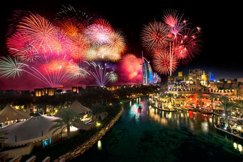 5 Best Fireworks Shows In Dubai