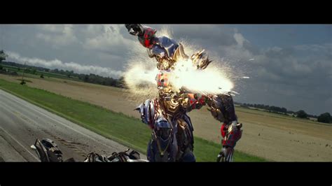 Марк уолберг, никола пельтц, джек рейнор и др. Transformers: Ära des Untergangs | Netflix