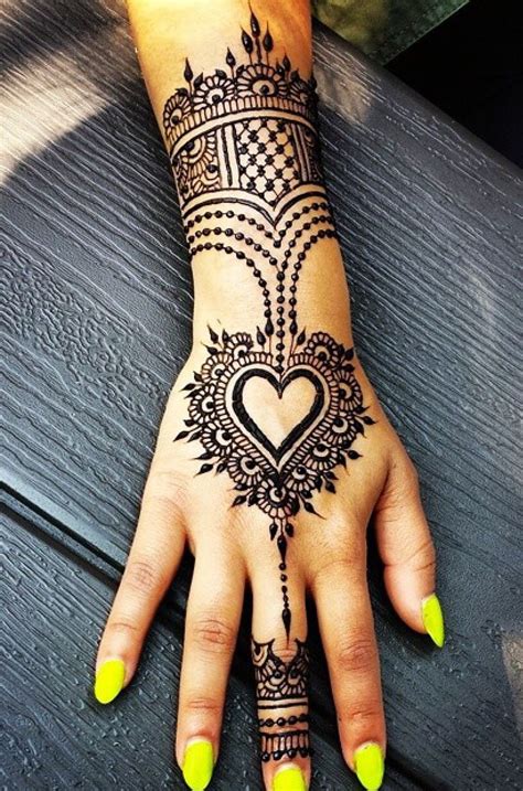 Heart Henna Henna Tattoo Designs Henna Heart Henna Patterns