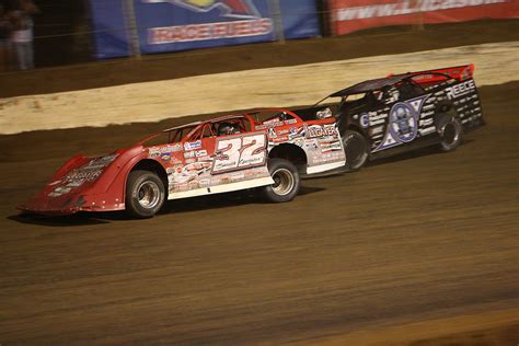 Spec Tires Come To Super Dirt Late Model Racing Hot Rod