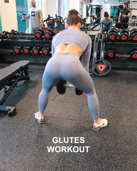 grow your glutes kinda day with gluteswithldfit 🍑🍑 my favourite muscle to train also probably