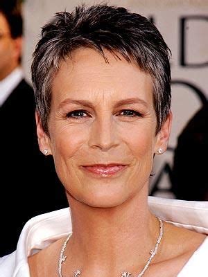 This cut is perfect for fine and thin hair because it gives dimension. Jamie Lee Curtis is great in every movie | Haarstijlen ...