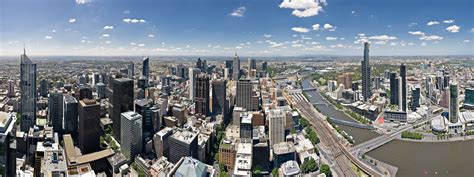 The sunny skyline of Melbourne, Australia - photo by Diliff [8527×3195 ...