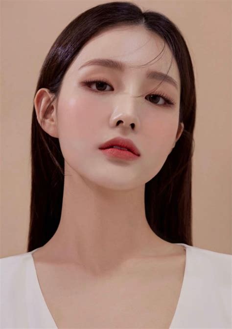 pinterest laurenchiangg in 2021 asian beauty girl korean makeup look beauty girl