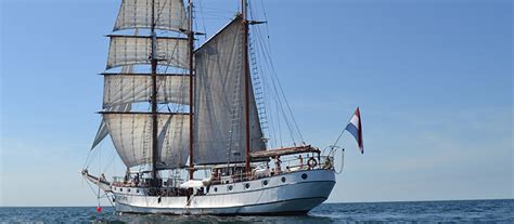 Auf der statsraad lehmkuhl werden die einzelnen wachen strikt nach guter und korrekter seemännischer art durchgeführt. Schiffe | windjammer.de