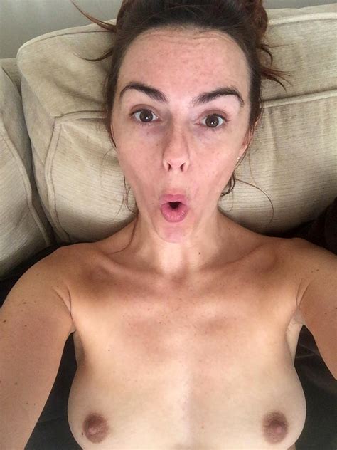 Jennifer Metcalfe Nude Topless Private Pics With Her Husband Greg Lake