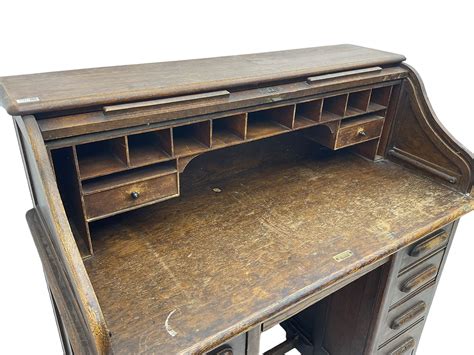 Early 20th Century Oak Twin Pedestal Desk Tambour Roll Top Enclosing
