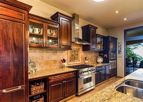 Three Reasons To Refinish Your Kitchen Cabinets Better Than New Kitchens