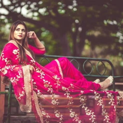 Stylish Girls Photos Beautiful Outfits Beautiful Clothes Indian