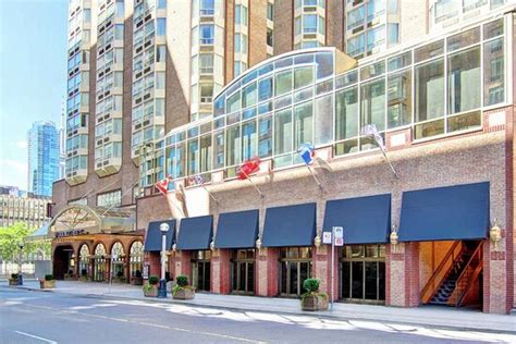 Doubletree By Hilton Hotel Toronto Downtown Au250 2023 Prices And Reviews Canada Photos Of