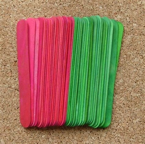 40 Red And Green Wooden Craft Sticks 6 34 X 78