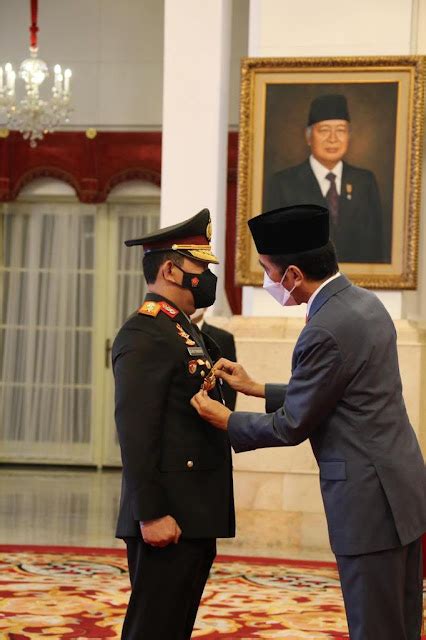 Sah Jenderal Listyo Sigit Prabowo Resmi Dilantik Jadi Kapolri