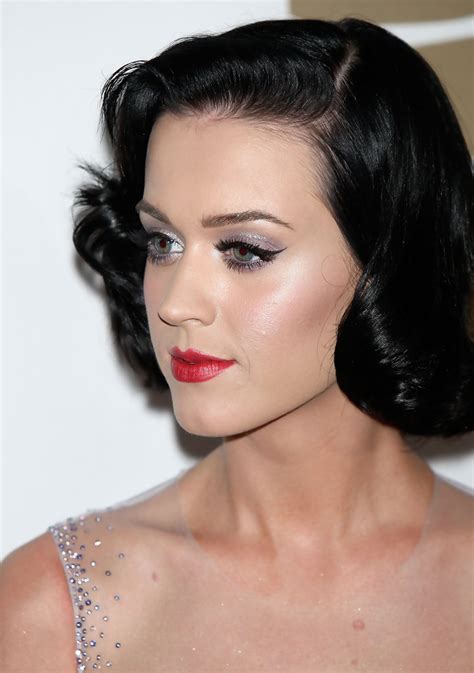 Katy Perry Metallic Eyeshadow Katy Perry Makeup Looks