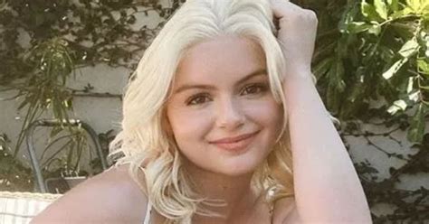 Ariel Winter Goes Leggy Bombshell With New Blonde Hair Emptying Sephora