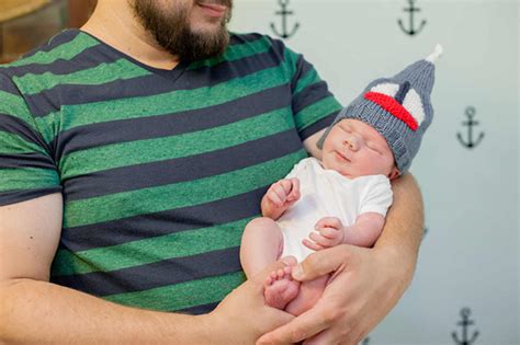 Hanks Nautical Nursery Lay Baby Lay