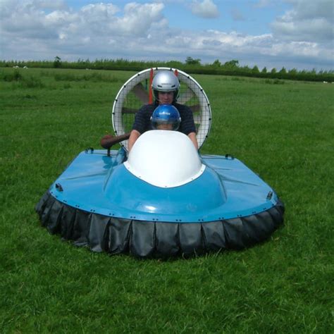 Hovercraft Flying For Two Iwoot