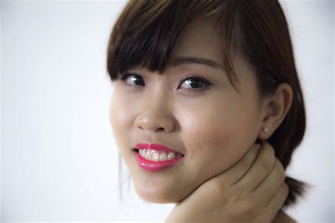 smiling asian girl model portrait free image download