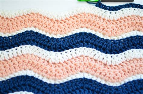 Cozy Wave Throw Free Crochet Pattern Raidys Crochet Corner In 2020