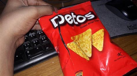 15 Knockoff Foods That Are Doing Hilarious Impressions Of Well Known Products