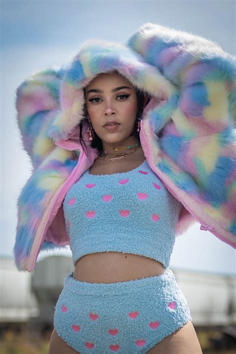 Amala ratna zandile dlamini (born october 21, 1995), known professionally as doja cat, is an american singer, rapper, songwriter, and record producer. DOJA CAT for Respect, July 2019 - HawtCelebs