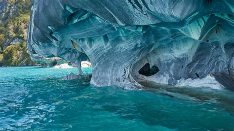 Swoop patagonia are patagonia travel experts. Eroded Marble Caves on Lago General Carrera shore ...