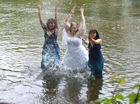 After My Friends Wedding Ceremony It Began To Rain She Figured She