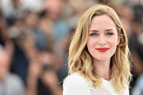 Her Girl Crush Eleven Reasons We Love And Adore Emily Blunt Herie