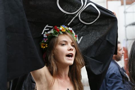 Oksana Shachko La Co Fondatrice Des Femen Sest Suicidée à Paris