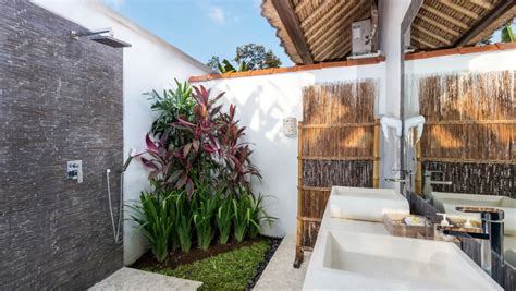 What does vila kecil di pegunungan mean in indonesian? Villa Candi Kecil Empat à Ubud & alentours, Bali (4 ...