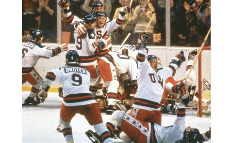 The Most Memorable Moments In Sports History Great Moments In