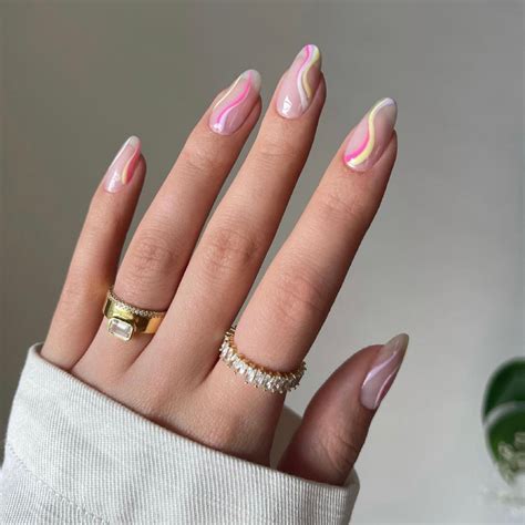 diseños de uñas en tendencia para darle la bienvenida al otoño antes que nadie Glamour